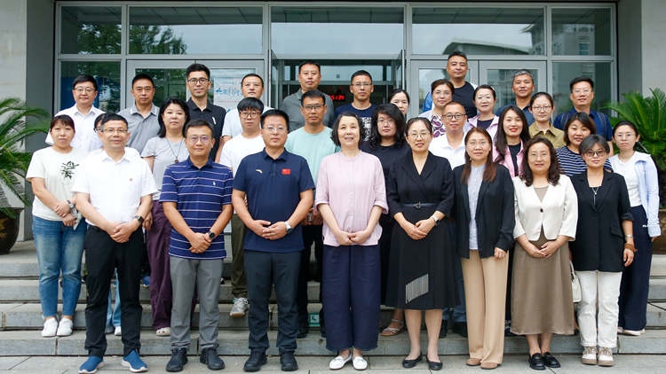 学校召开博士研究生授课教师培训交流会