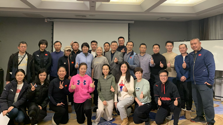 喜讯：beat365教师徐囡囡晋升为自由式滑雪空中技巧国际级裁判员